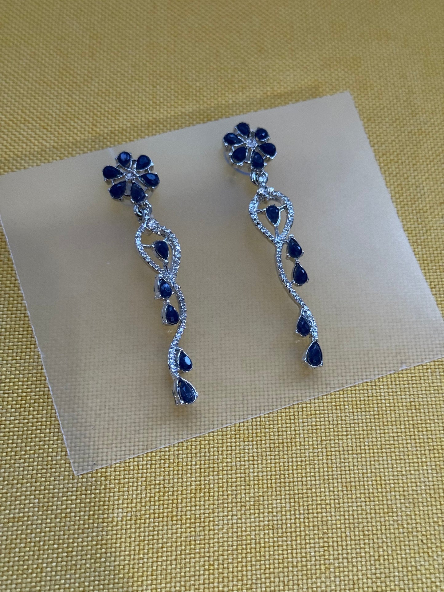 VICTORIAN EARRINGS (NAE0001-06)