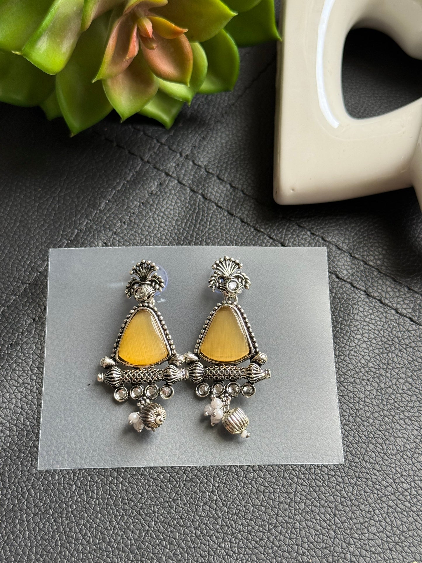 Monalisa Earrings (NAE0018-22)