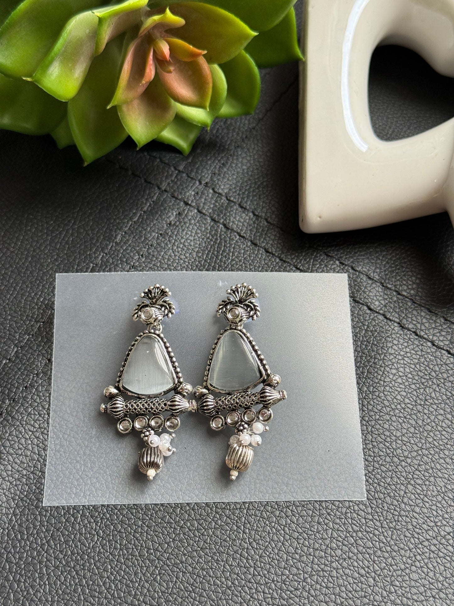 Monalisa Earrings (NAE0018-22)