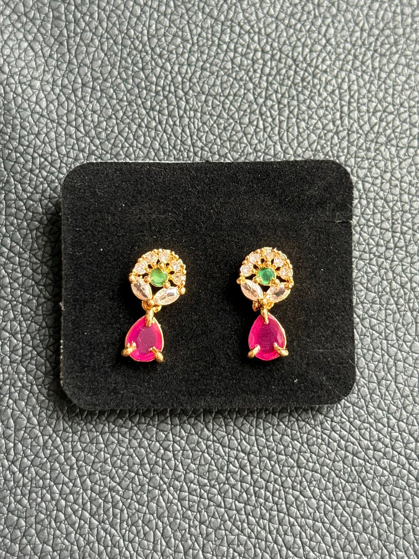 Elegant studs with colorful stones (NAE0064-65)